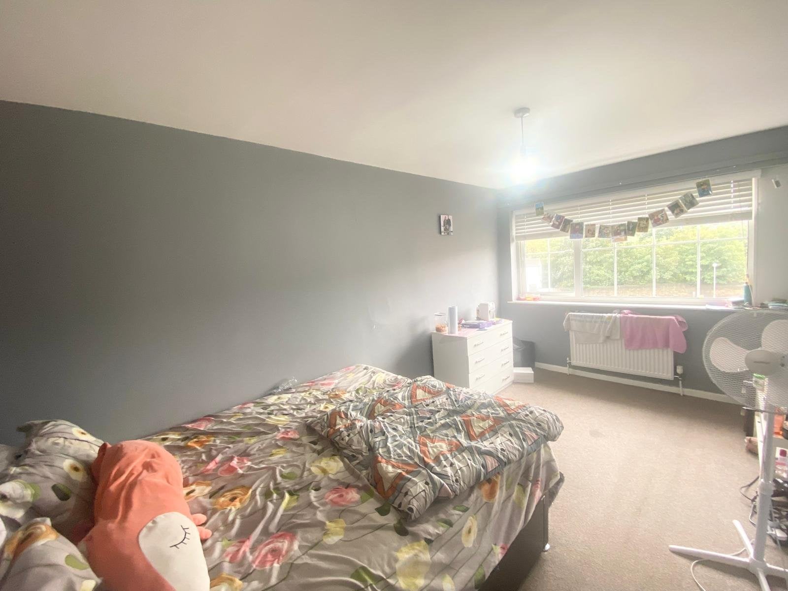 House Cedar Close in Leeds