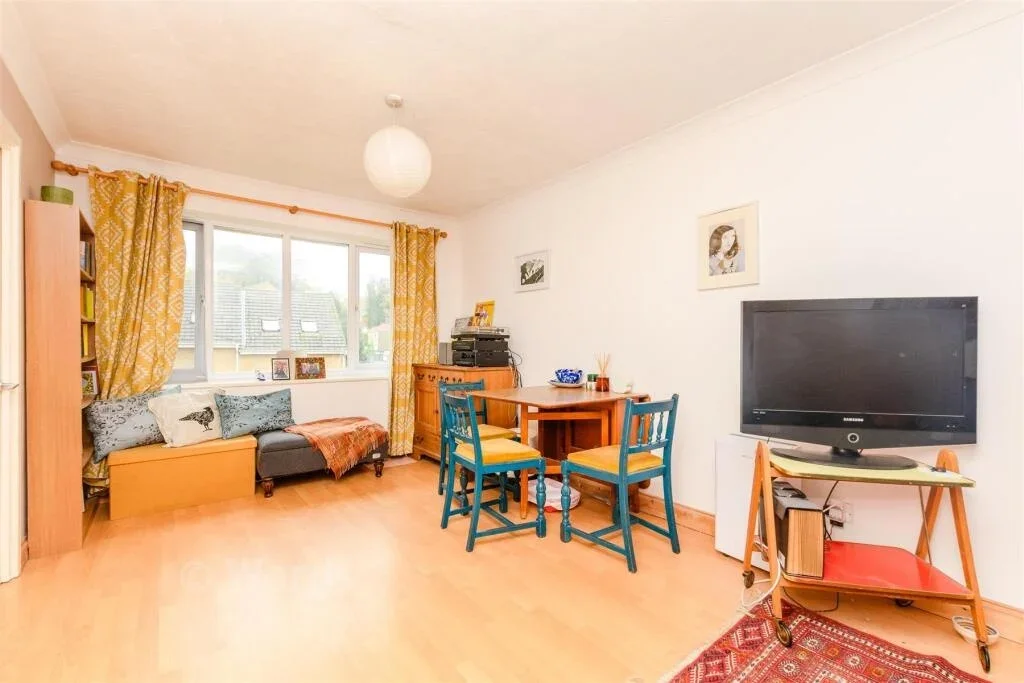 Flat Fort Pitt Street in Chatham