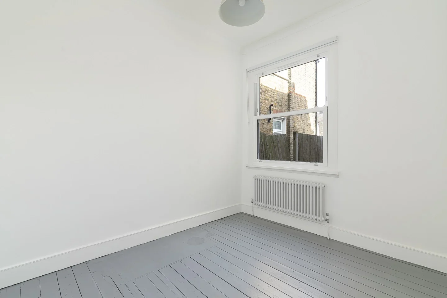 Flat Handsworth Road in Greater London