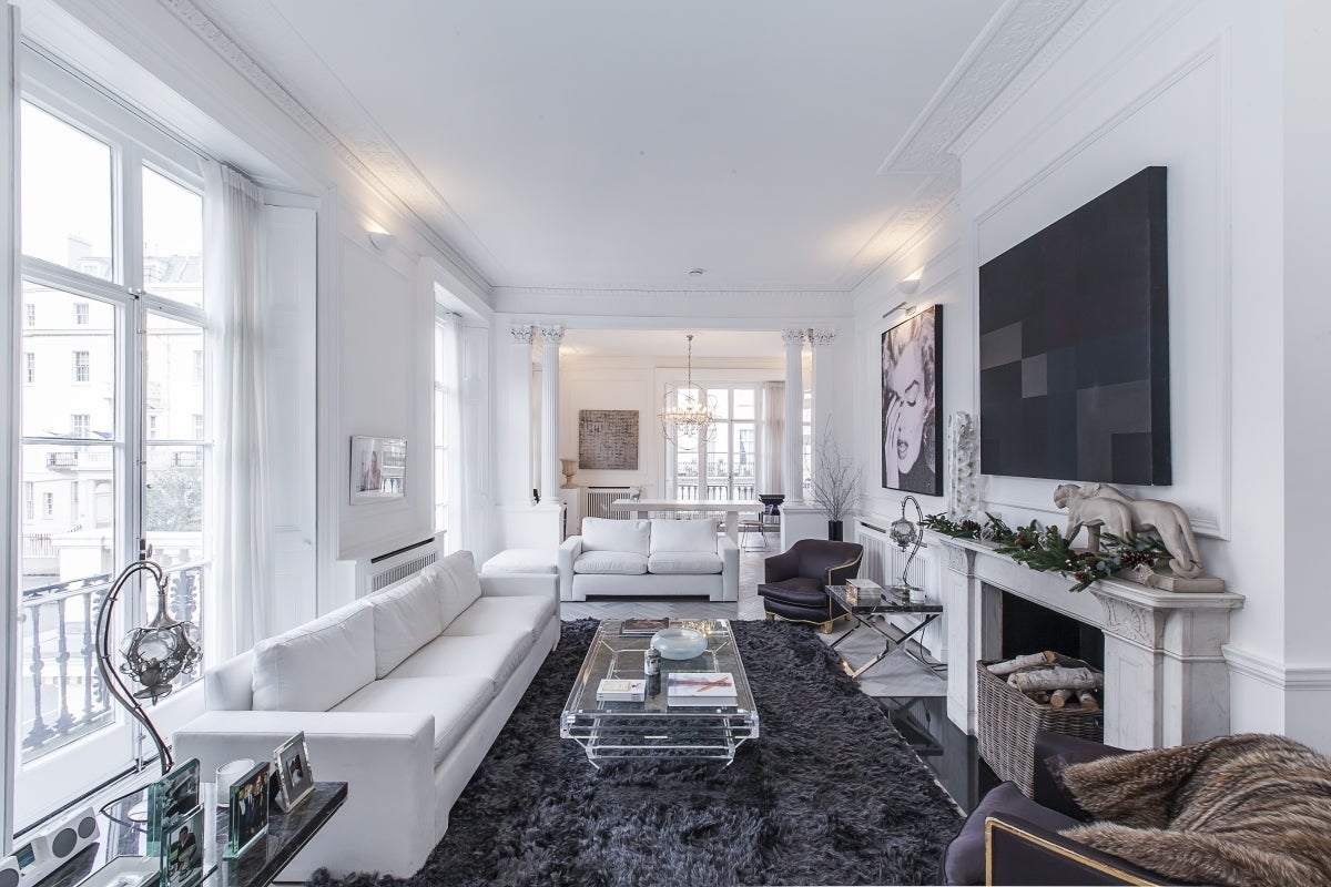 Flat Eaton Place in City of Westminster