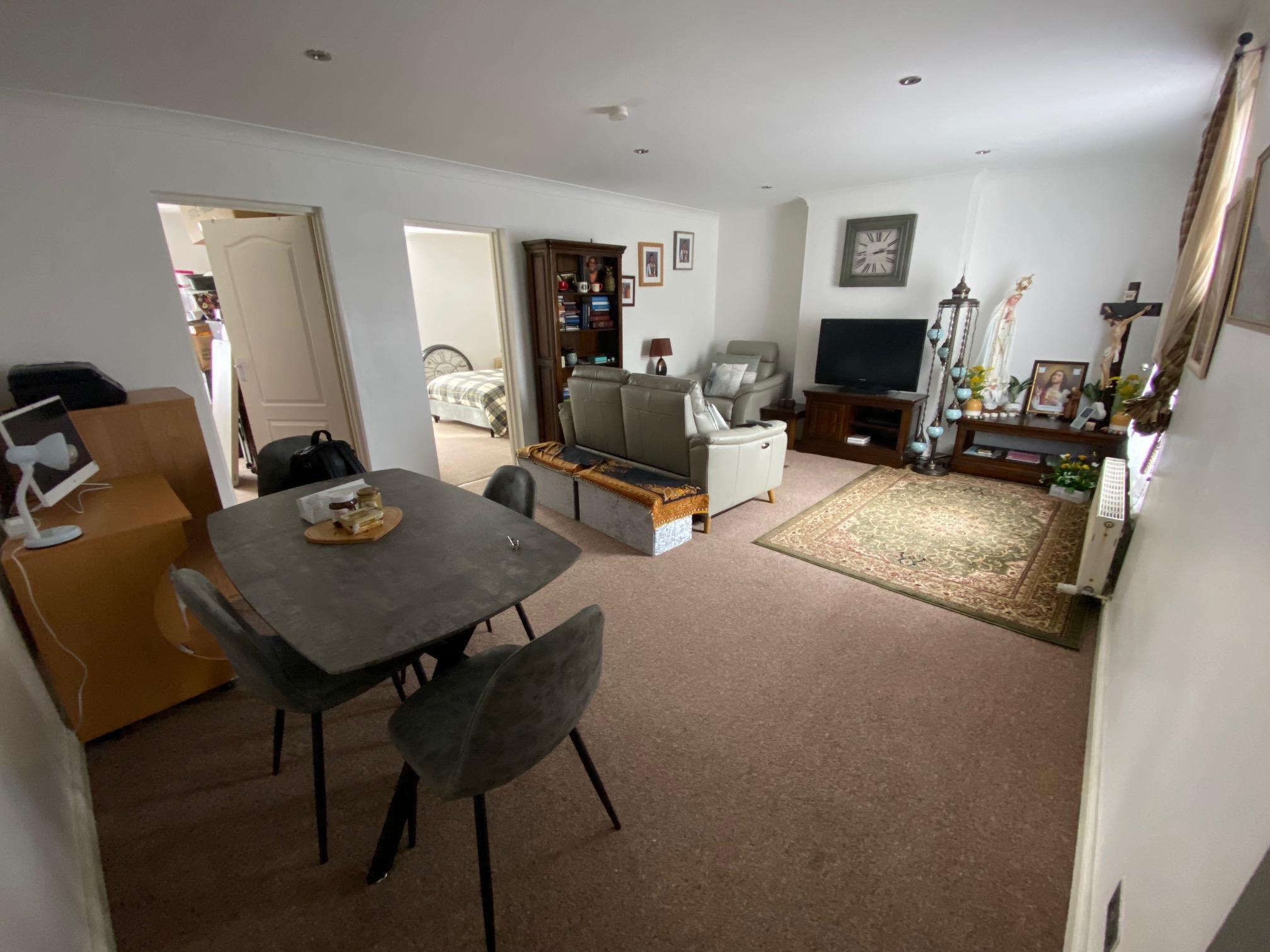 Flat Cromwell Road in Luton