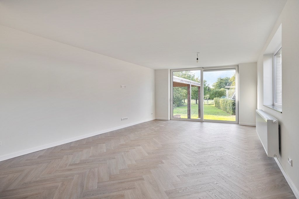 Twee-onder-één-kap te koop: Hulserstraat 53, Geulle