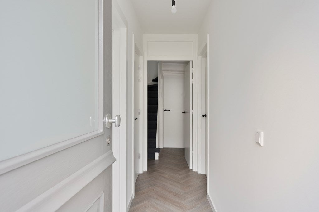 Twee-onder-één-kap te koop: Hulserstraat 53, Geulle