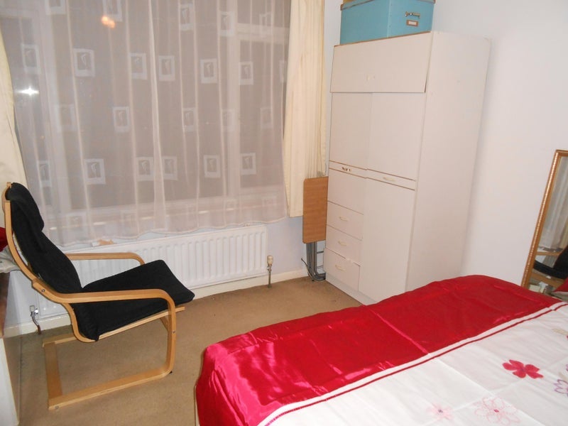 Room Higham Road in Greater London