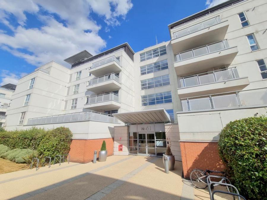 Flat Watkin Road in Leicester