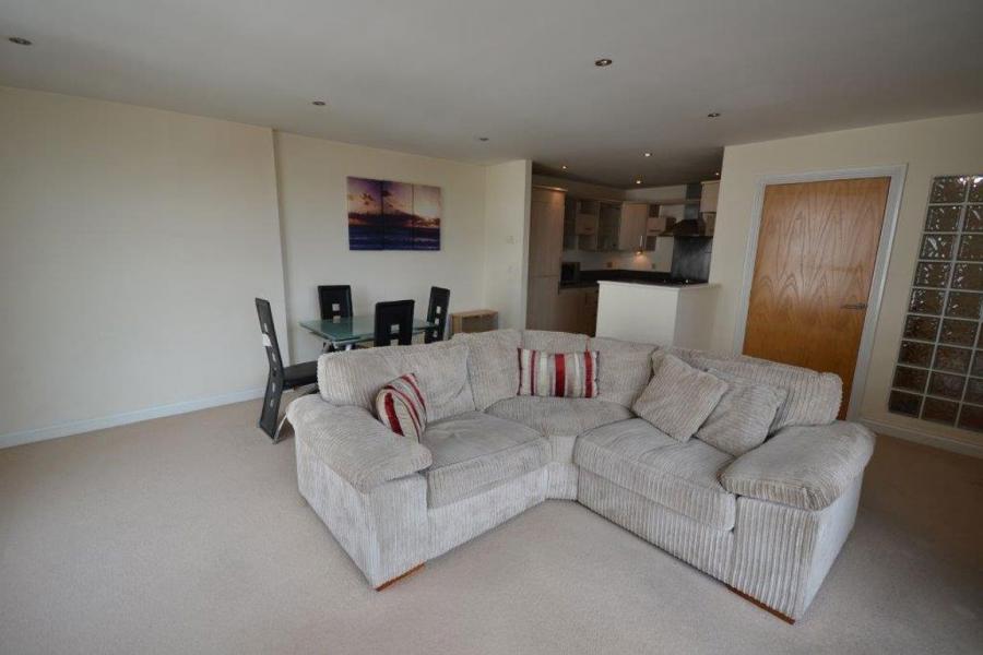 Flat Watkin Road in Leicester