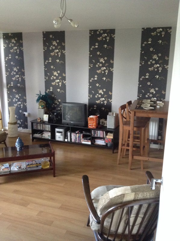 Room Millard Road in Greater London