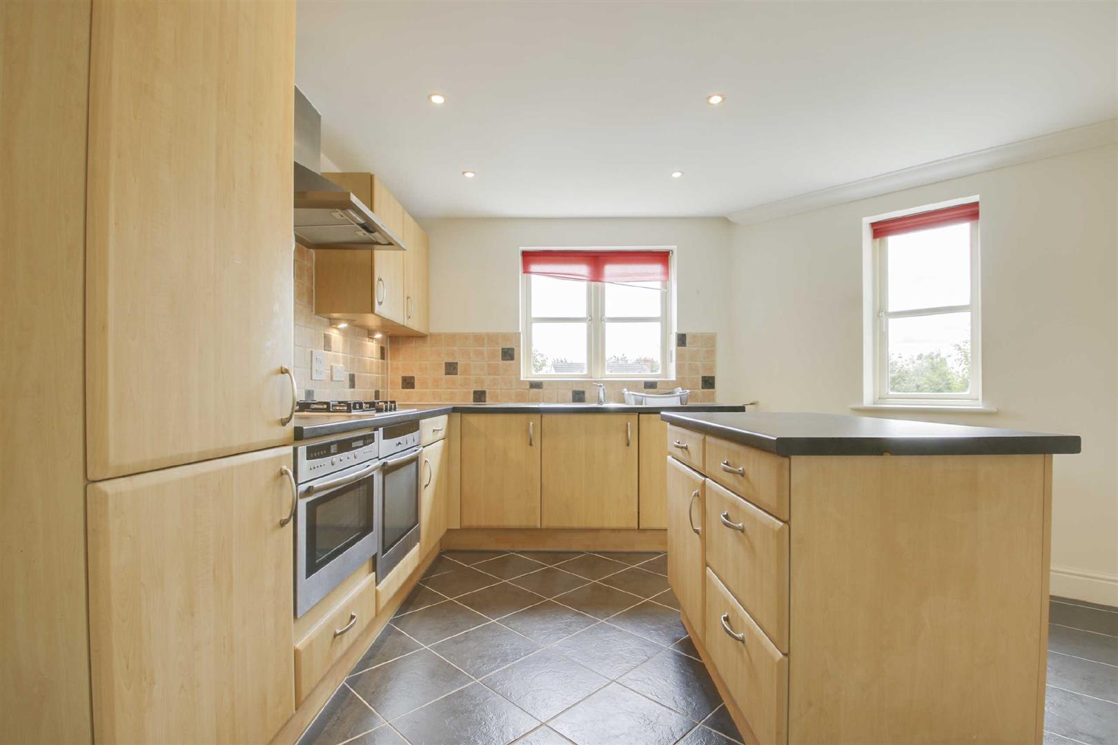 Flat Upminster Close in Milton Keynes