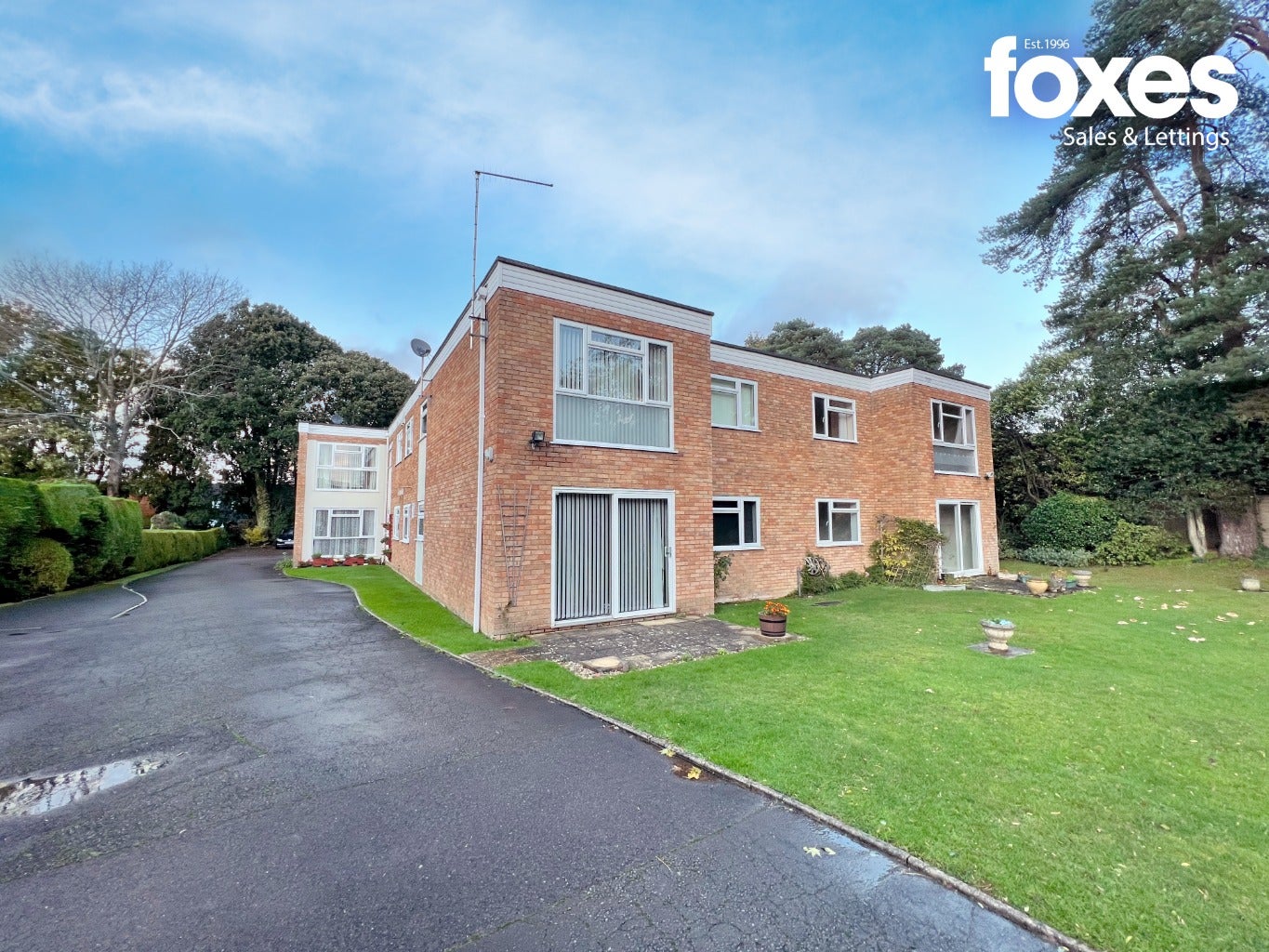 Flat Princes Road in Ferndown