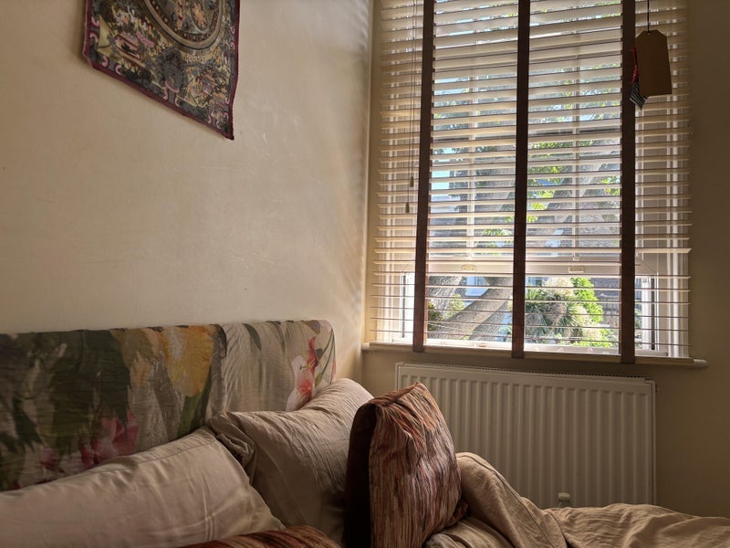 Room Leighton Road in Greater London