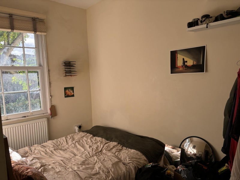 Room Leighton Road in Greater London