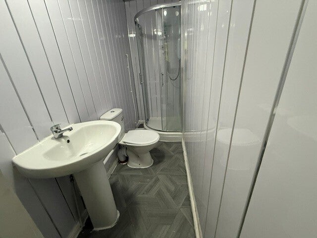 Room Walthall Street in Crewe