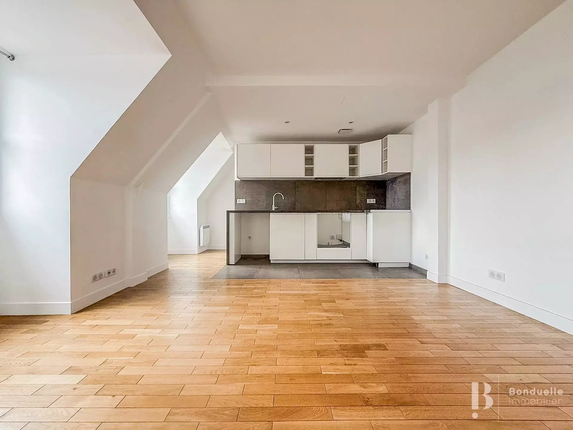 Flat Rue du Général Delanne in Neuilly-sur-Seine