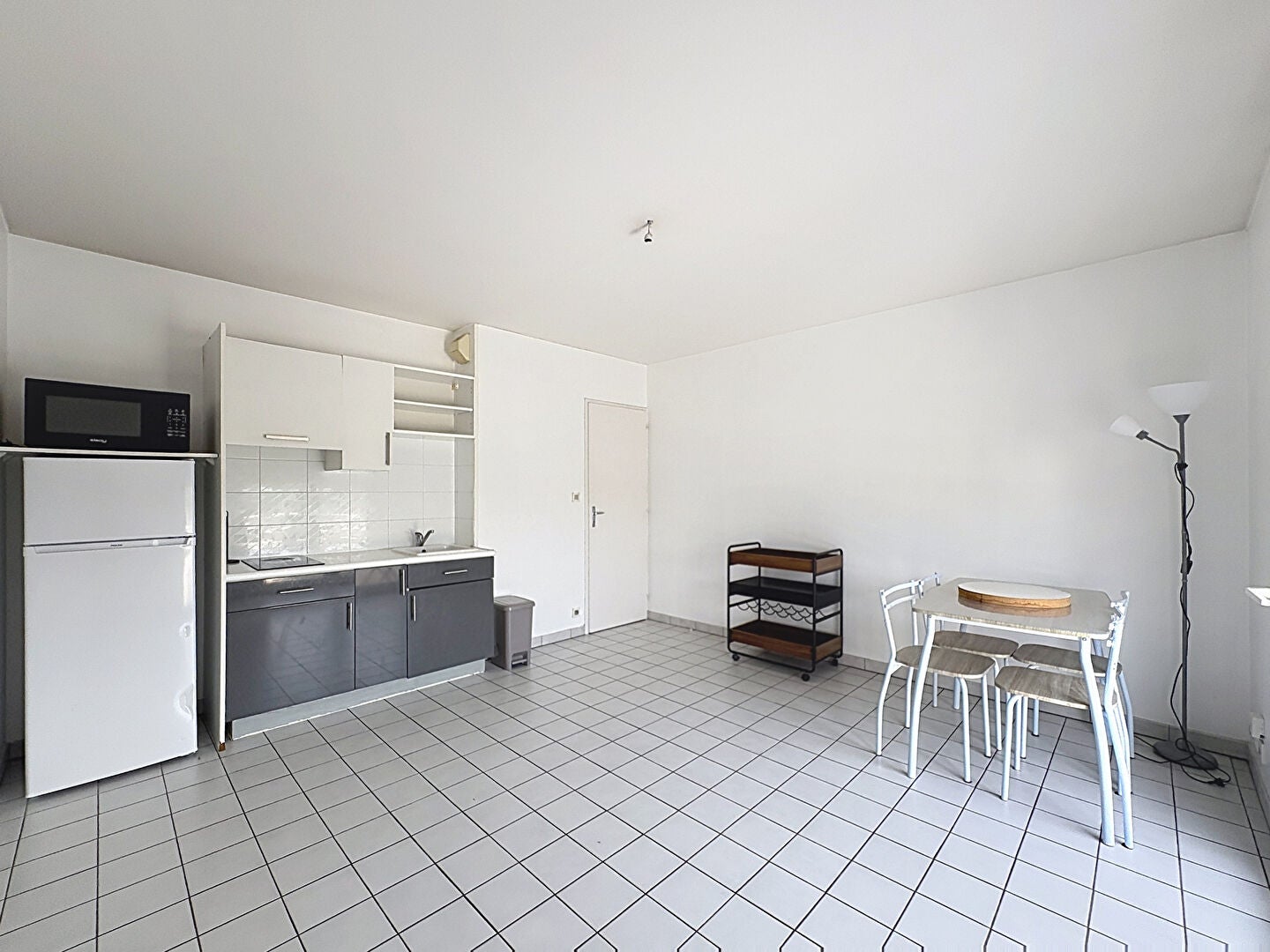 Flat Rue André Maurois in Carquefou