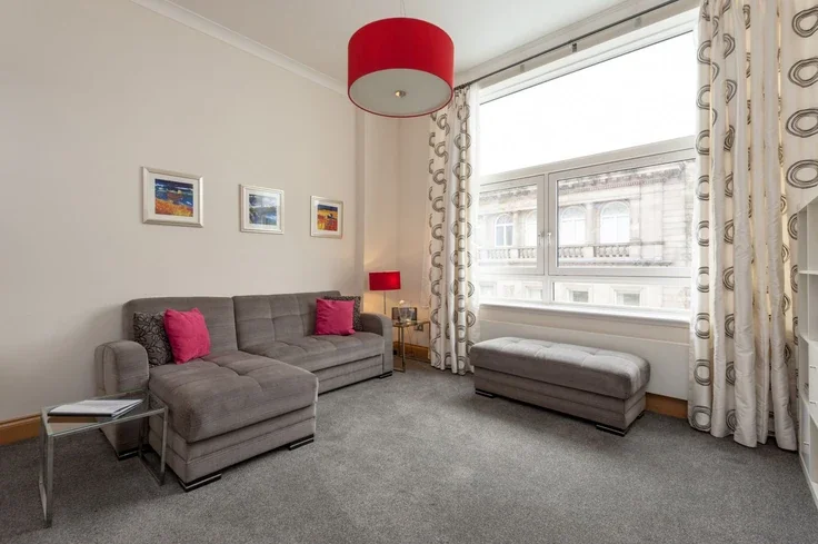 Flat Hutcheson Street in Glasgow