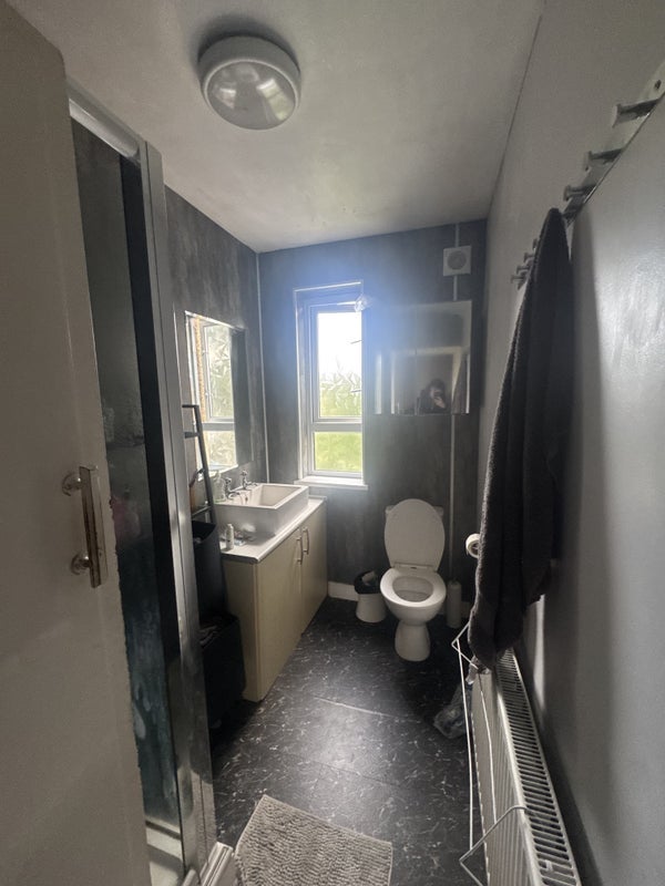 Room Sighthill Road in City of Edinburgh