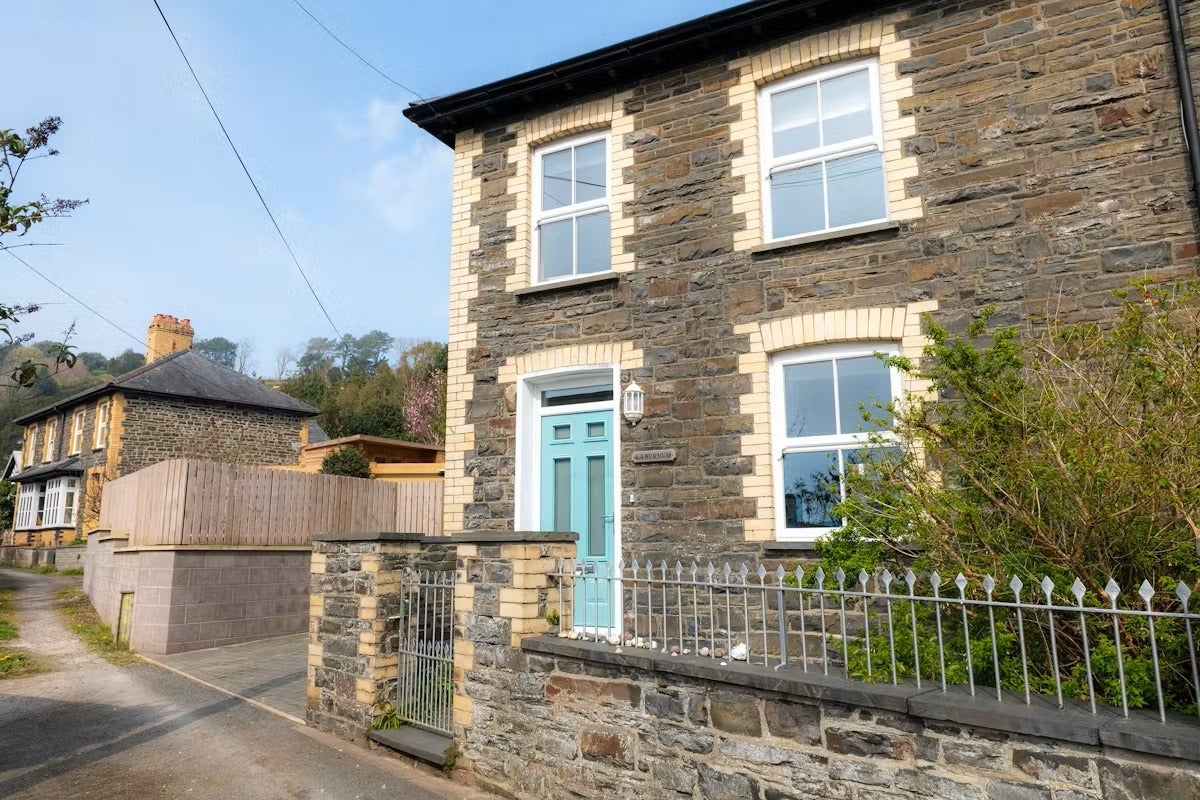 House Primrose Hill in Aberystwyth