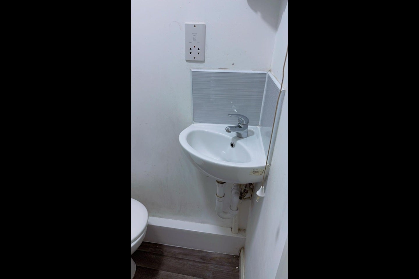 Room Sweetbriar Road in Wolverhampton
