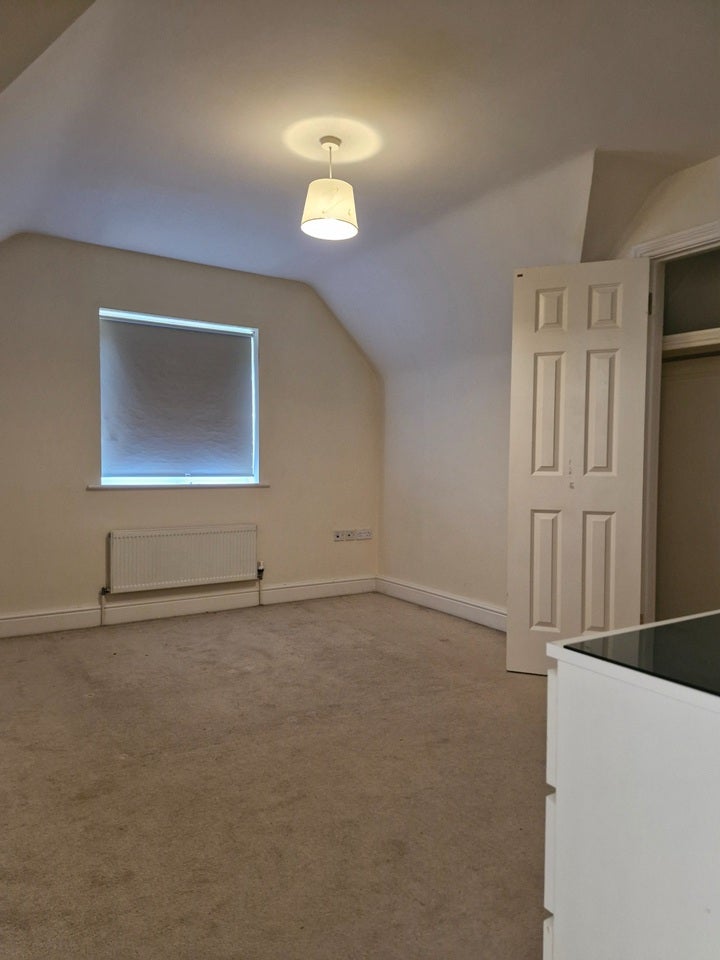 Room Glanville Mews in Greater London