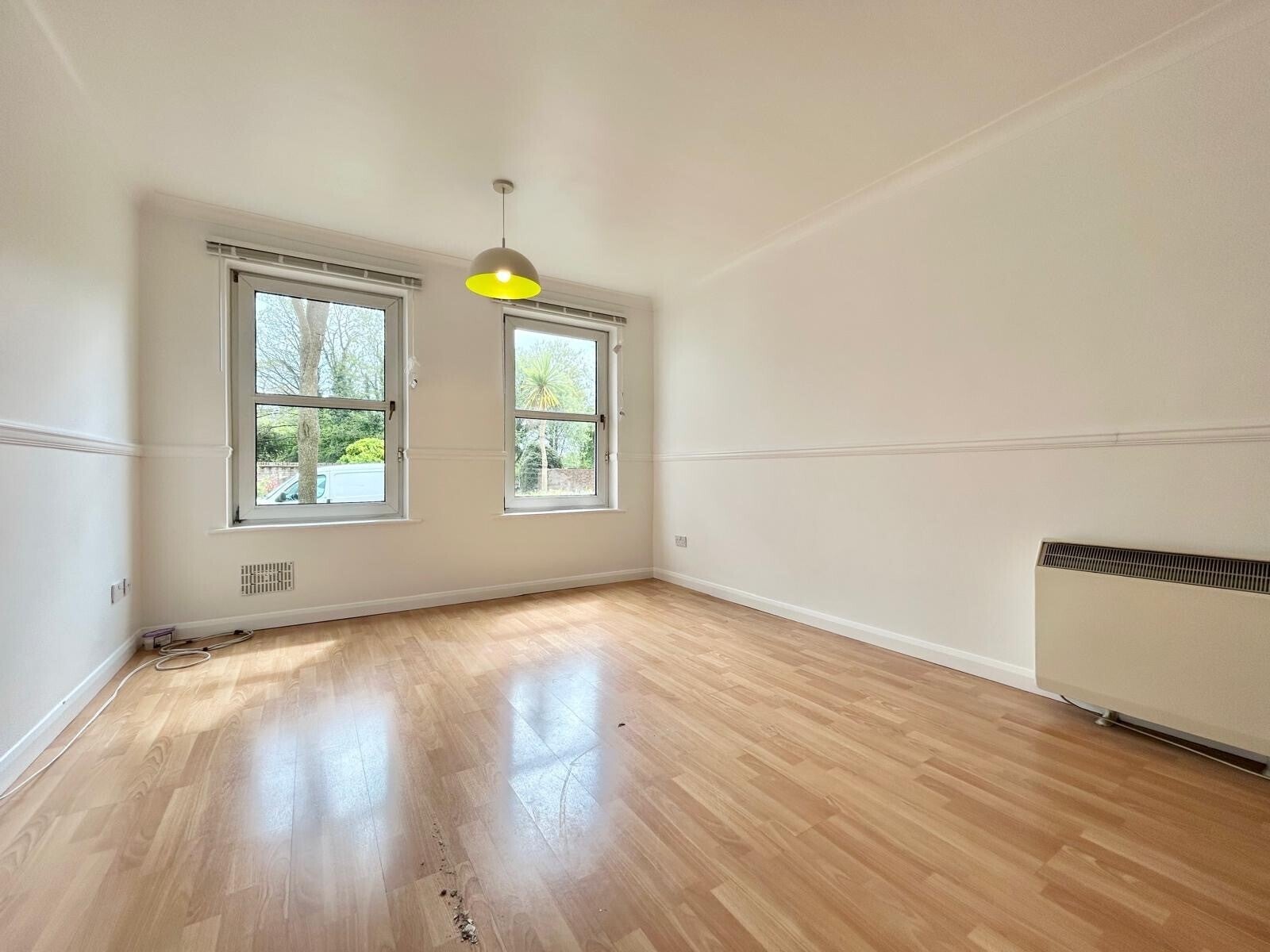 Flat Bishopstoke Road in Eastleigh