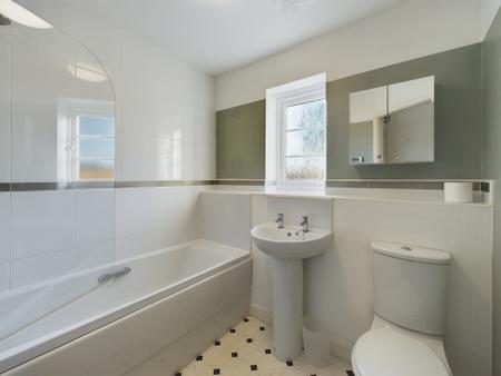 Flat Phoenix Place in Great Sankey