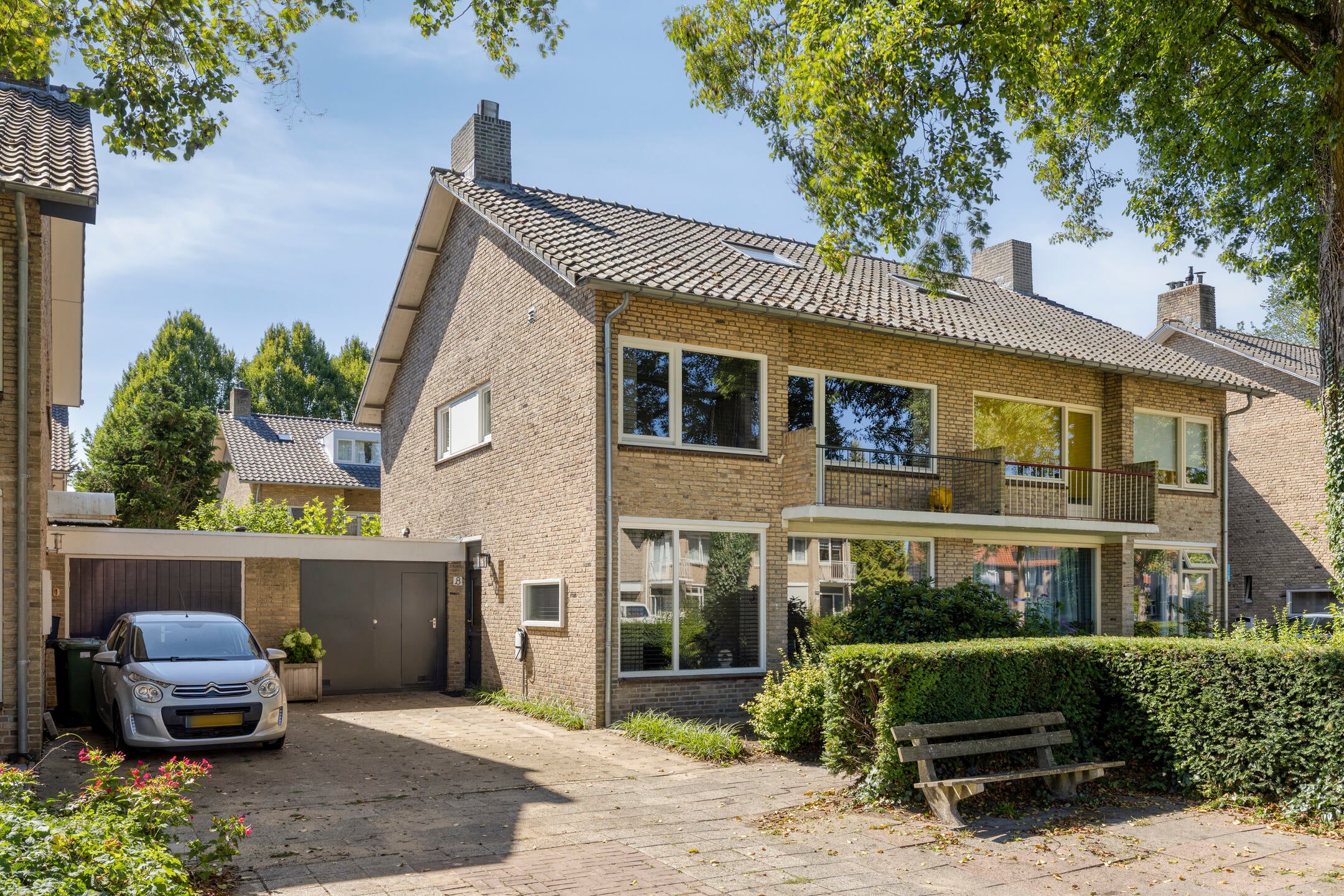 Huis Vincent van Goghlaan 8 in Waalre