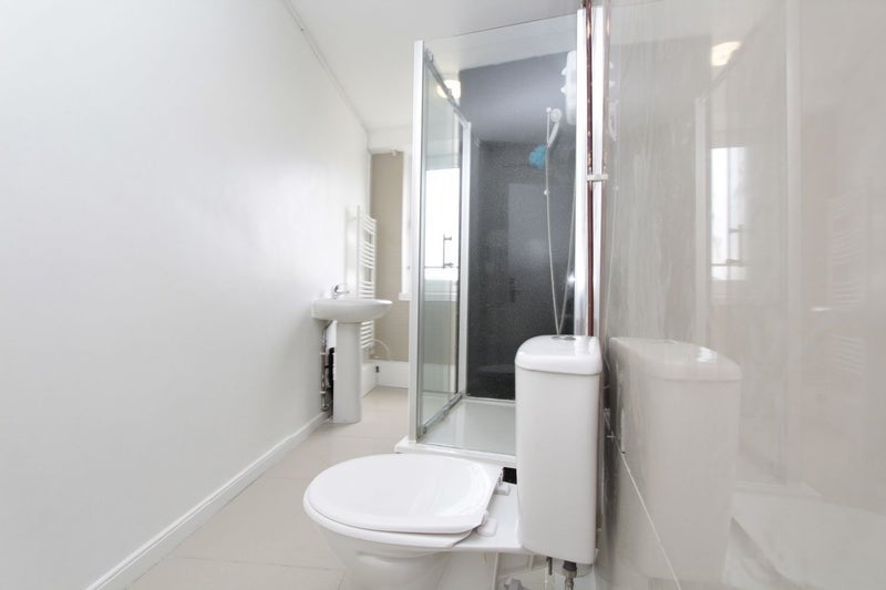 Room Mace Street in Greater London