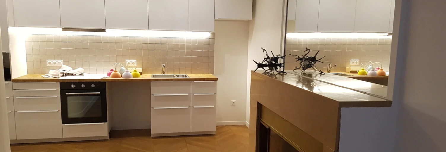 Flat Rue Gustave Nadaud in Paris