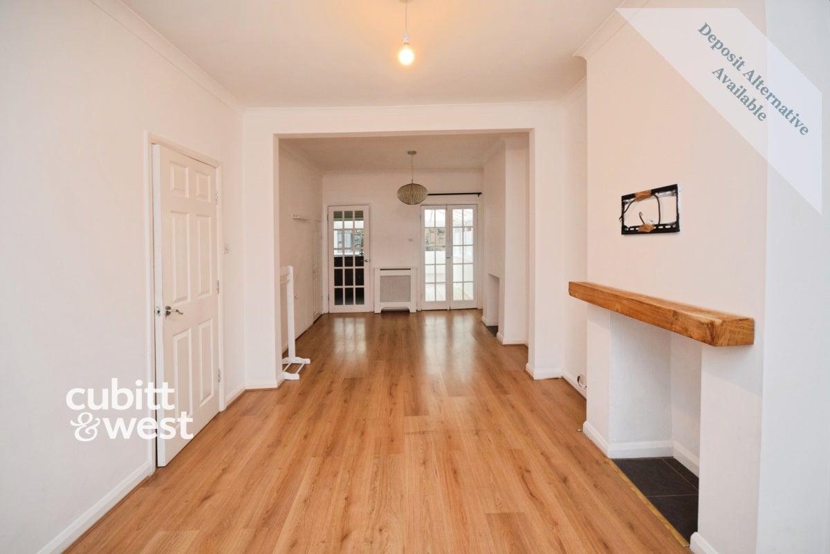 House Purley Vale in Greater London