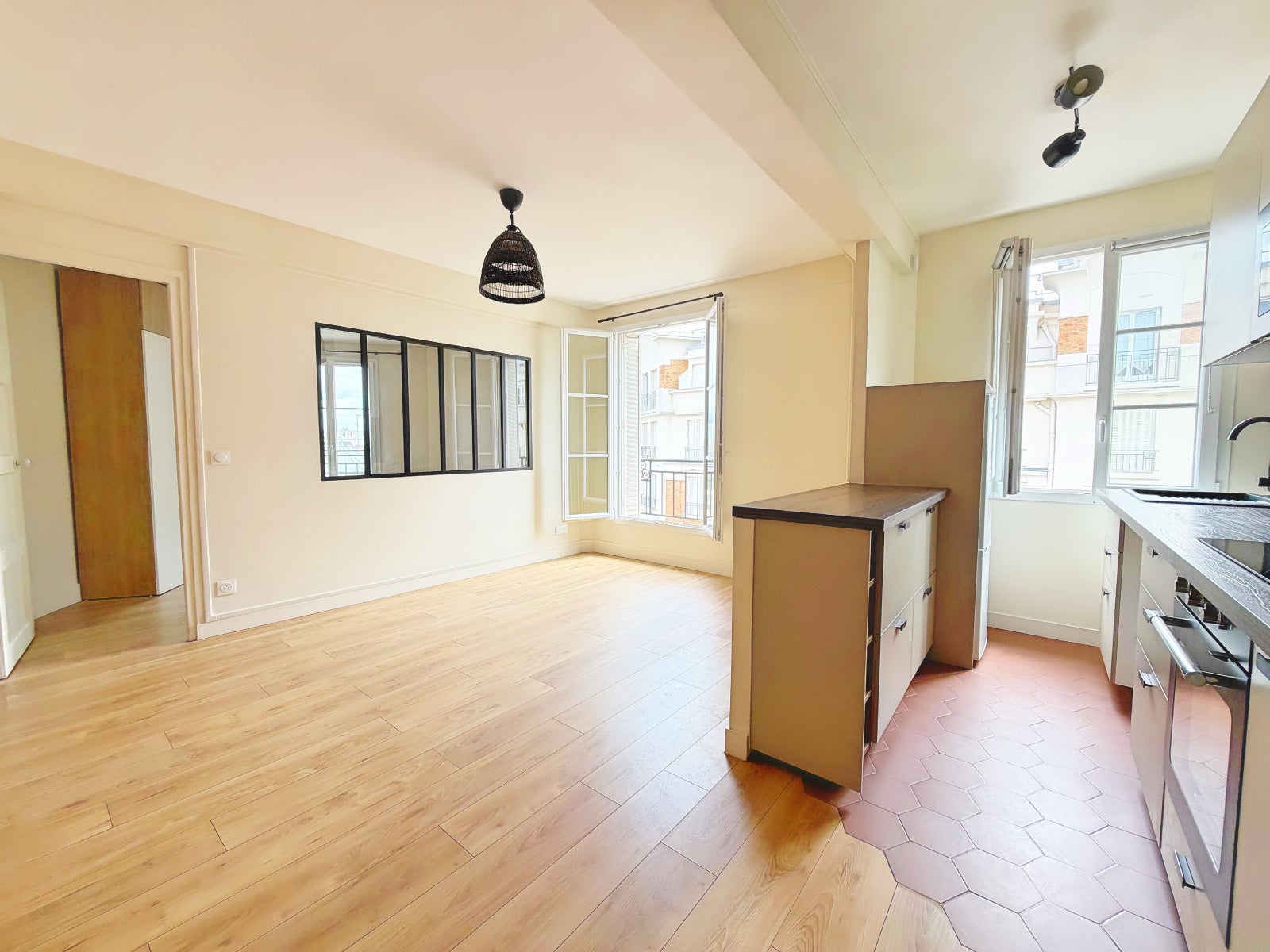 Appartement Rue Pierre Brossolette à Courbevoie