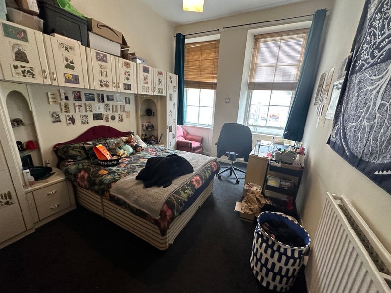 Room Argyle Street in Glasgow
