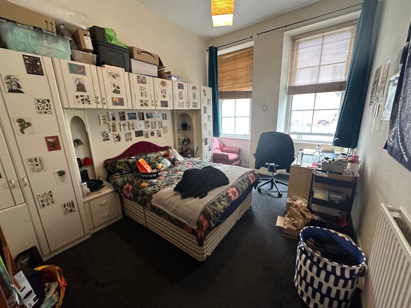 Room Argyle Street in Glasgow