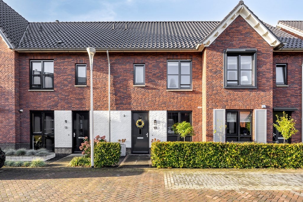 Huis De Poort 19 in Kesteren