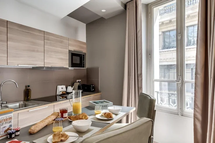 Maison Rue La Boétie à Paris