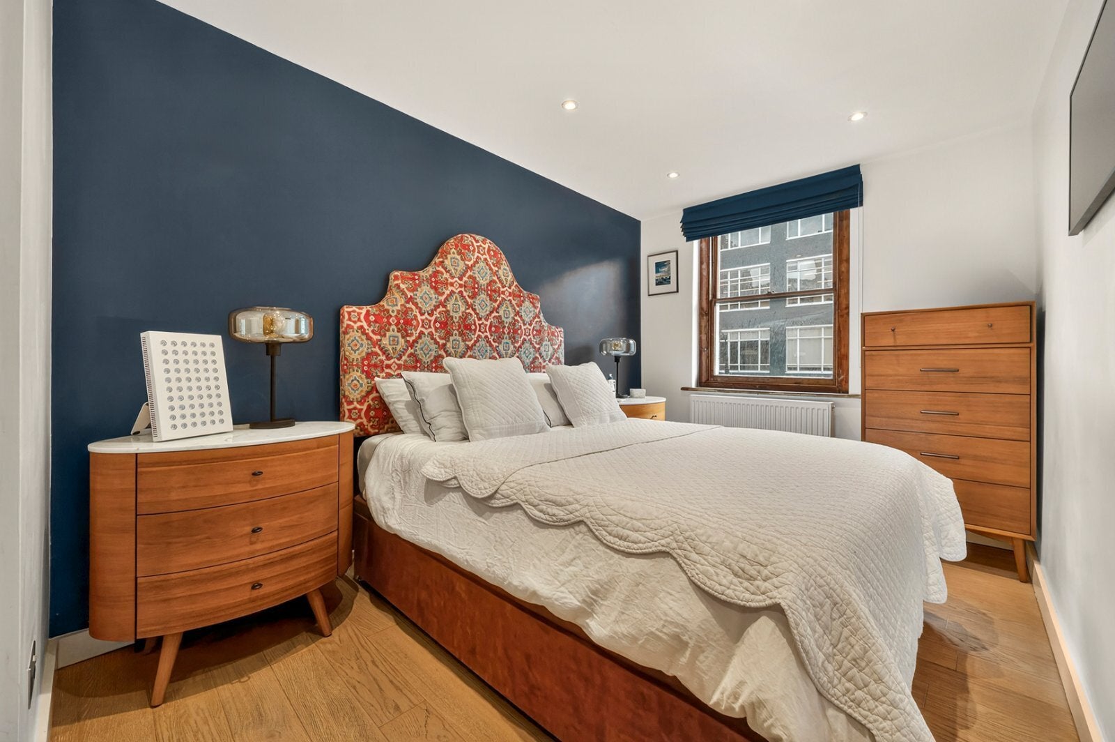 Flat Charlotte Street in Greater London