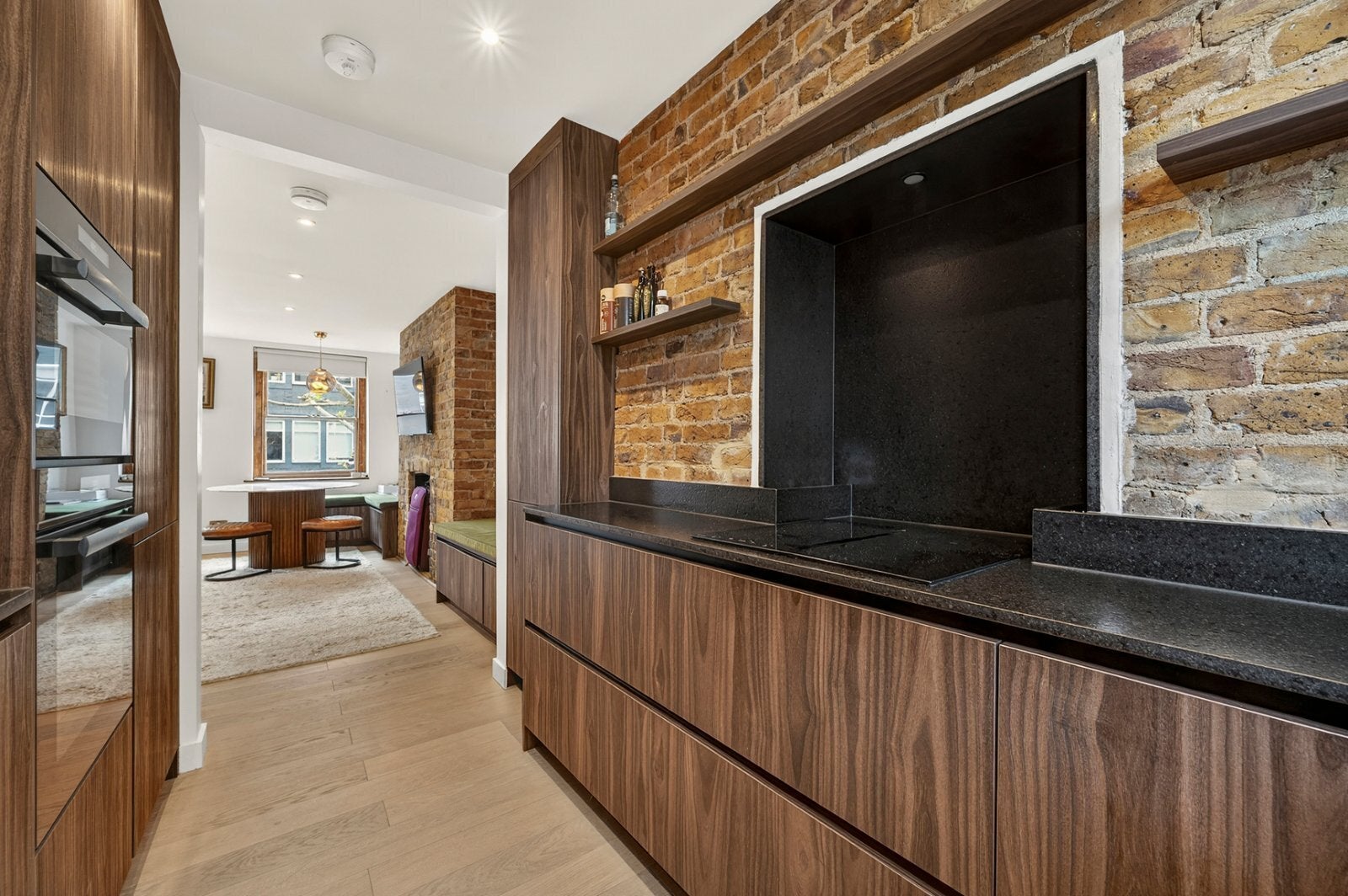 Flat Charlotte Street in Greater London