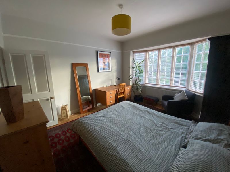 Room St. Helen's Road in Greater London