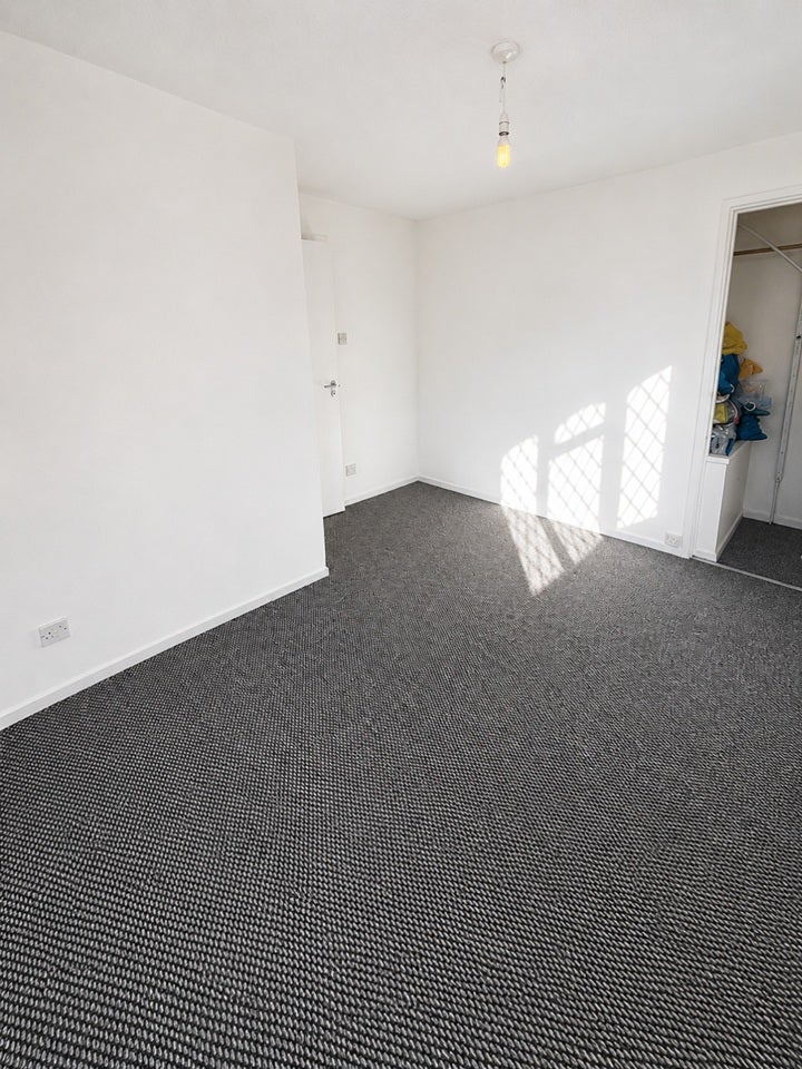 Flat Park Lane East in Sandwell