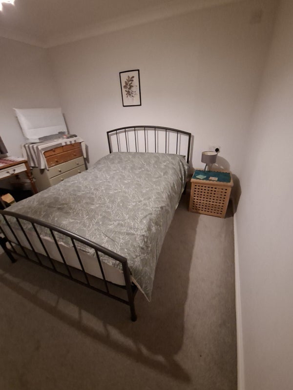 Flat Ramsey Walk in Greater London