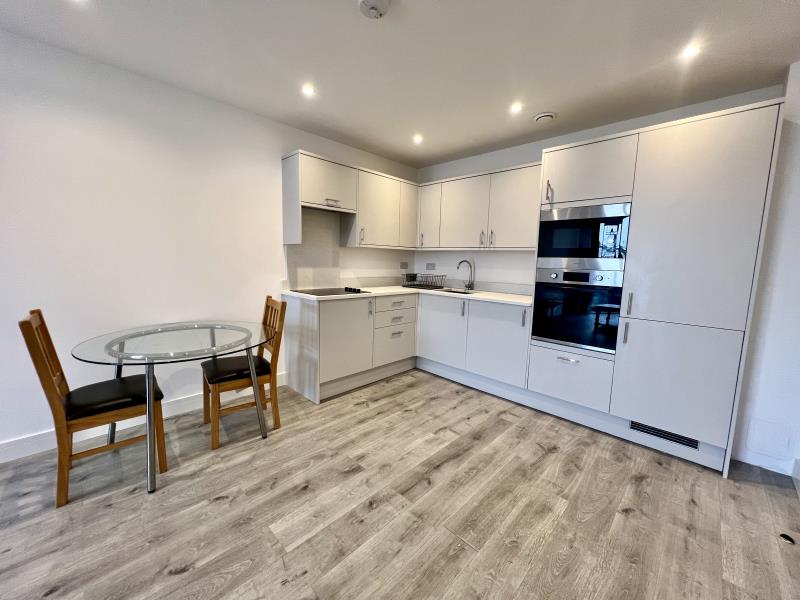 Flat Obelisk Way in Surrey Heath
