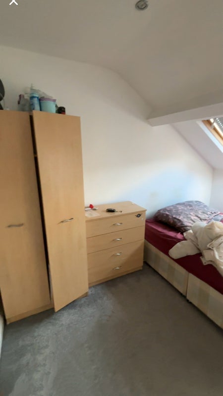 Room Falmouth Road in Newcastle upon Tyne