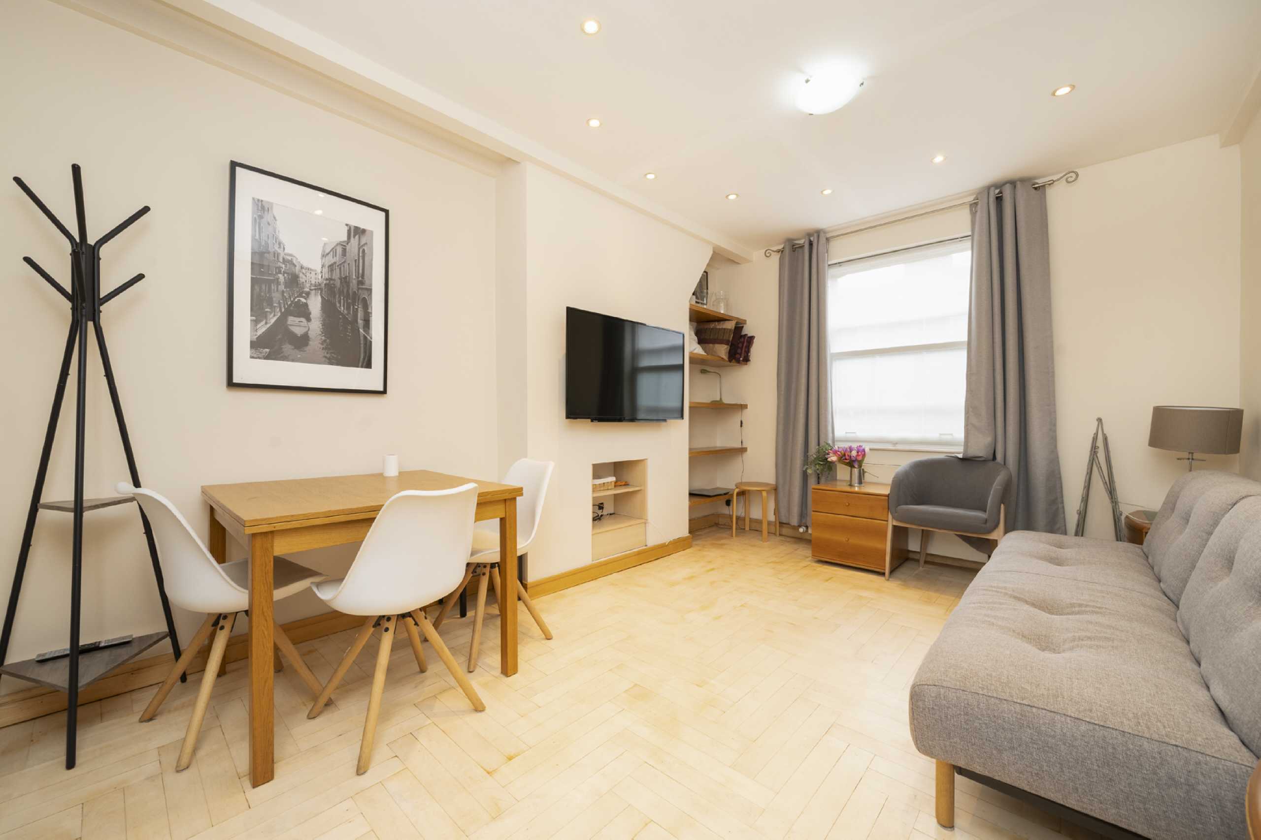 Flat Herbrand Street in London
