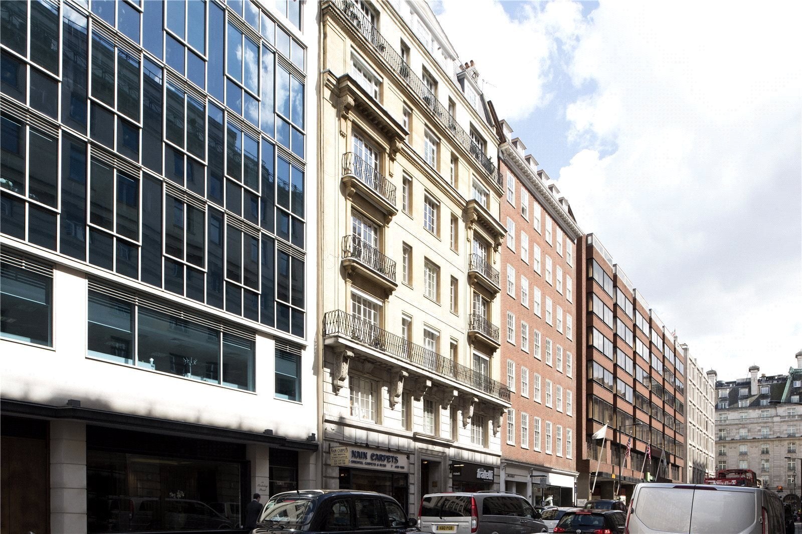 Flat Berkeley Street in City of Westminster