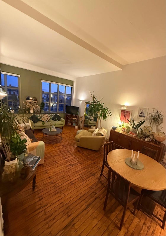 Room Somerford Grove in Greater London