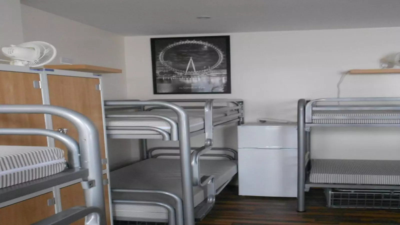 Room Chatsworth Road in Greater London