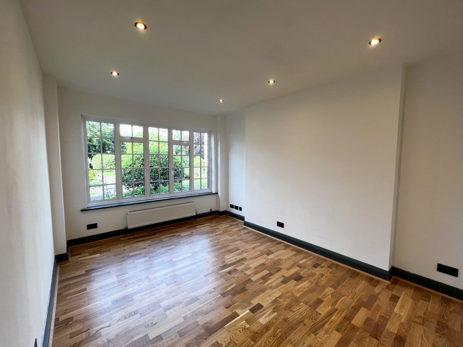 Flat London Road in Greater London