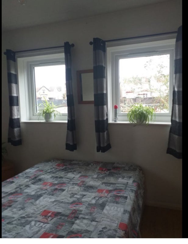 Room High Street in Greater London