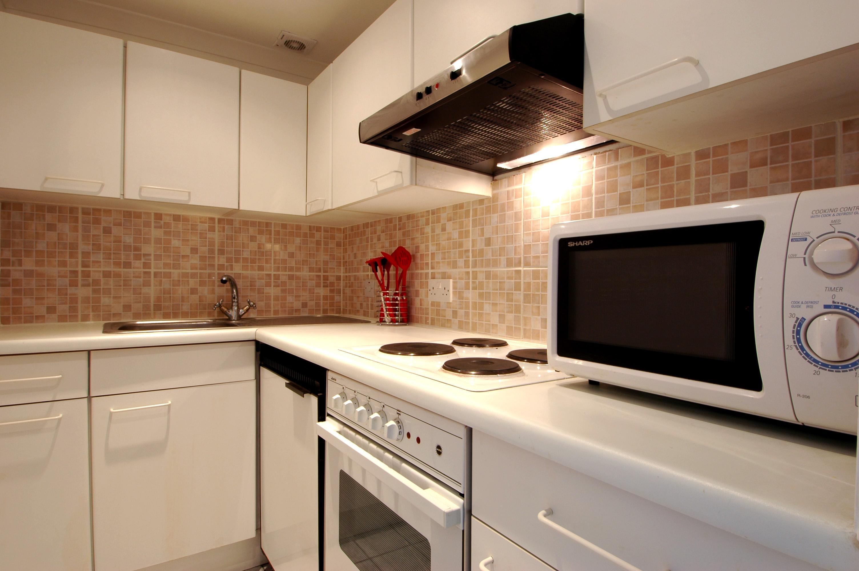 Flat Brompton Square in Greater London