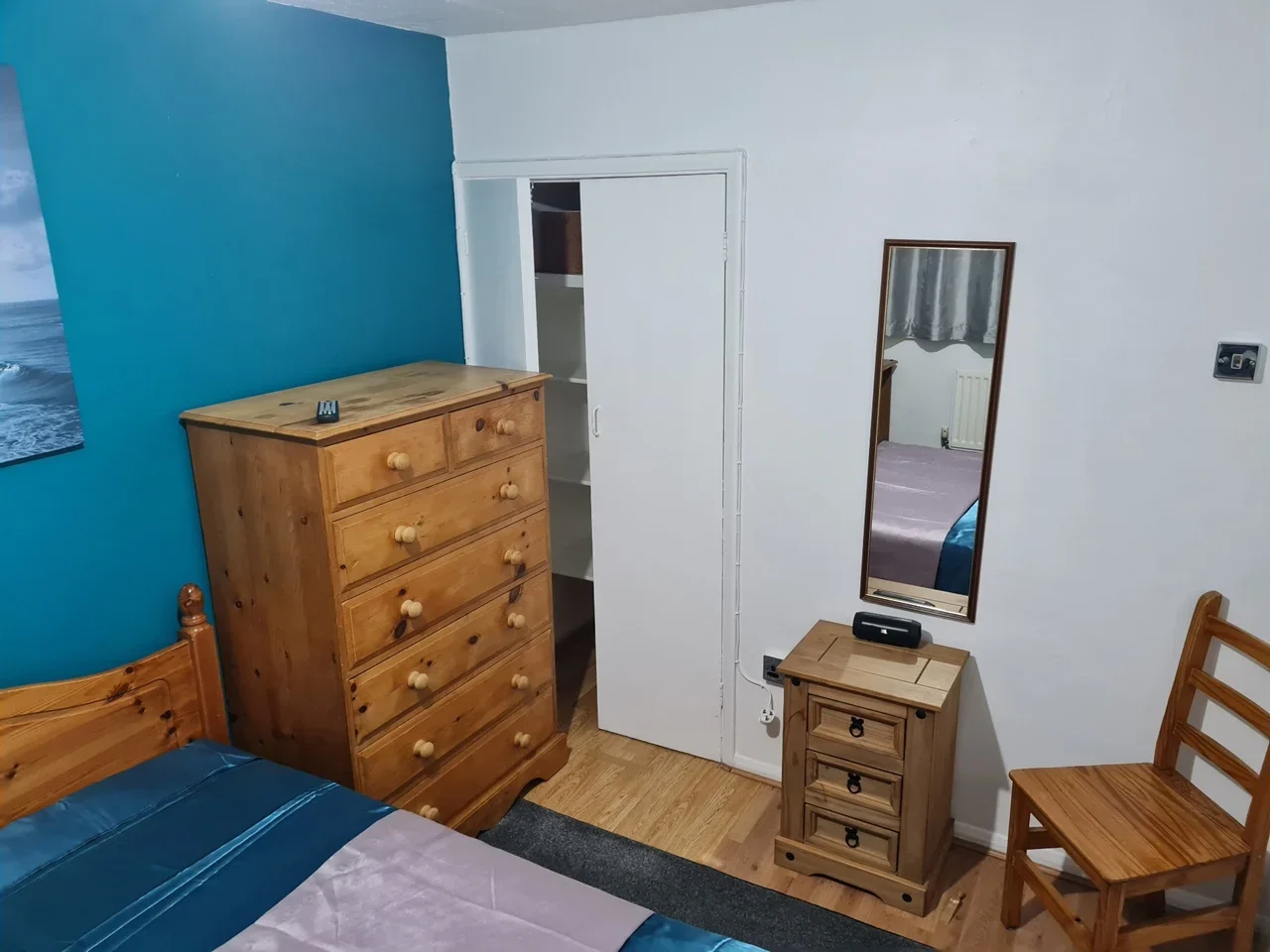 Room Tildesley Road in Greater London