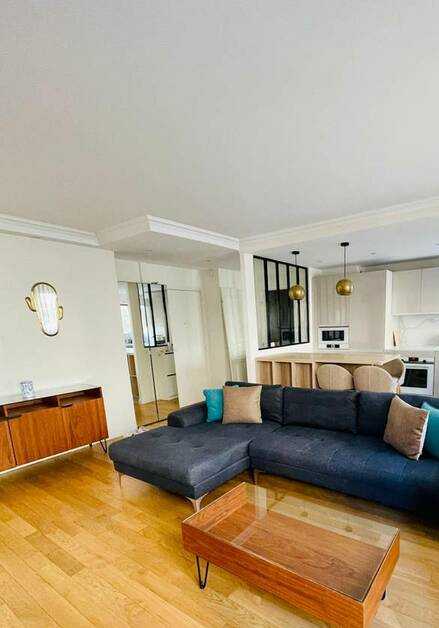 Flat Rue de Vaugirard in Paris